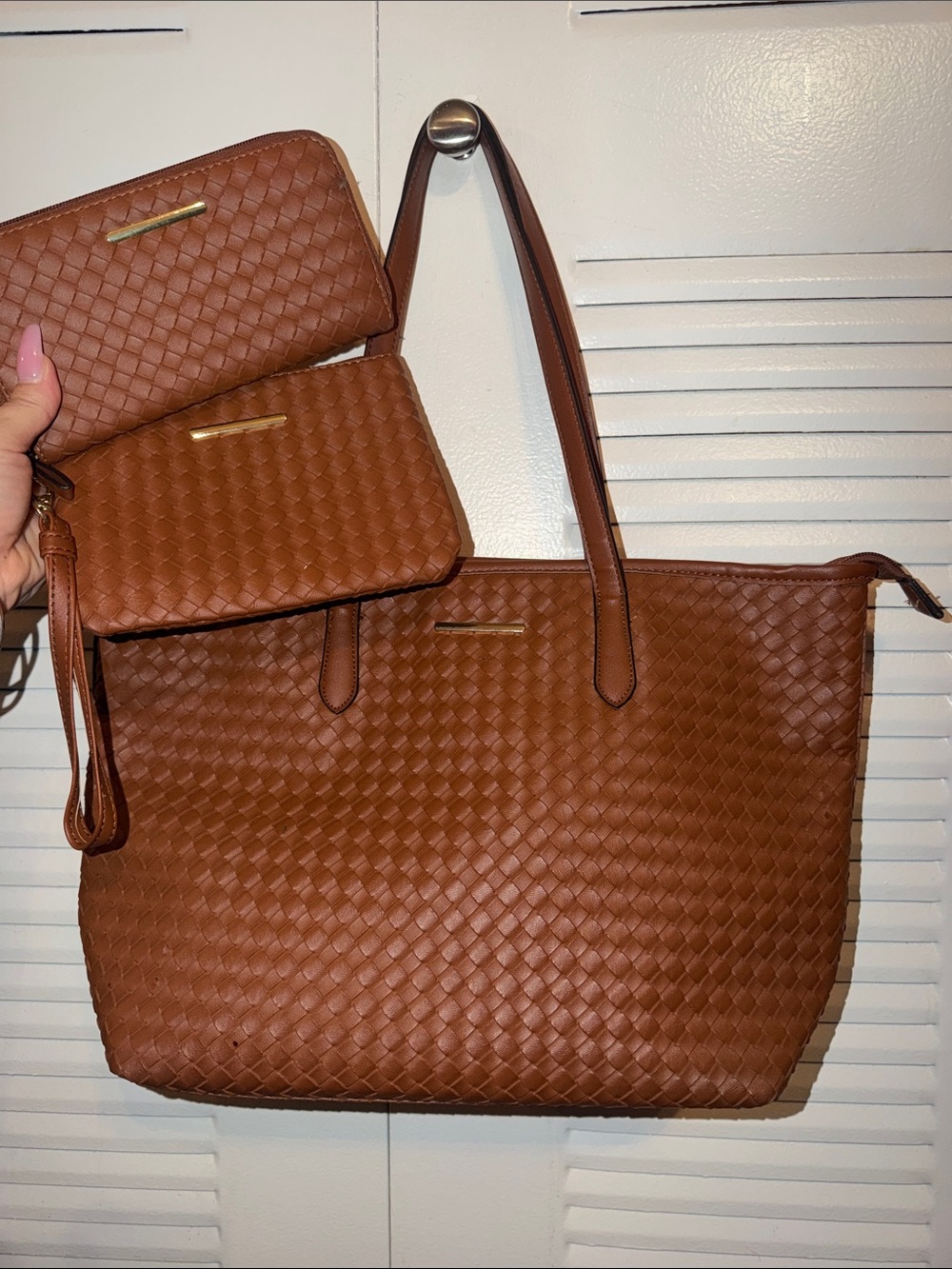 Brown Woven Tote Bag with Wallet & Wristlet - Stylish Everyday Carry